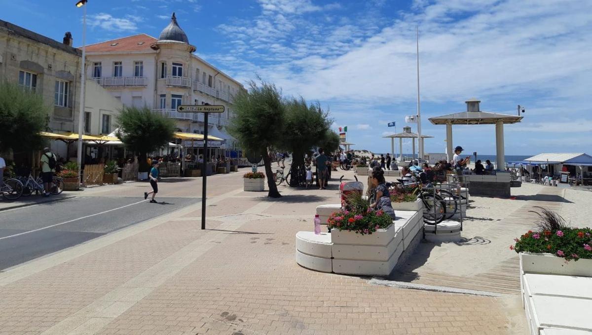 Dejean 178 Hotel Soulac-sur-Mer Exterior foto